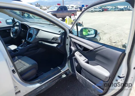 2025 Subaru Outback Onyx Edition z USA, uszkodzony, nr VIN 4S4BTALC8S3116510